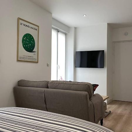 Studio 25M2 Avec Parking Prive - Lycee Roosevelt - Arena - Gare Reims Kültér fotó